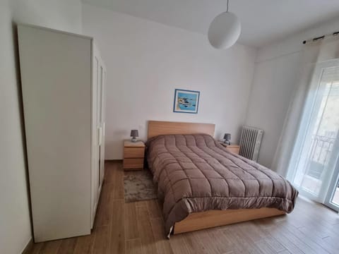 Bed, Balcony/Terrace, Bedroom, wardrobe, air conditioner