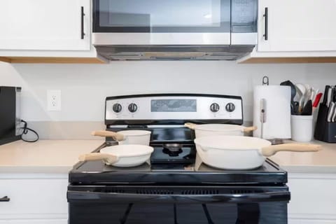 Waiting to Excell House in Clarksville