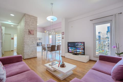 TV and multimedia, Living room, Seating area