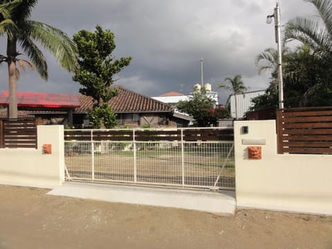 Property building, Day