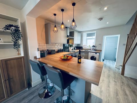 Keekle Cottage - 2 Bedrooms - Sleeps 4 House in Copeland District