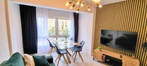 TV and multimedia, View (from property/room), Dining area