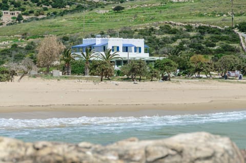 Beach, Location