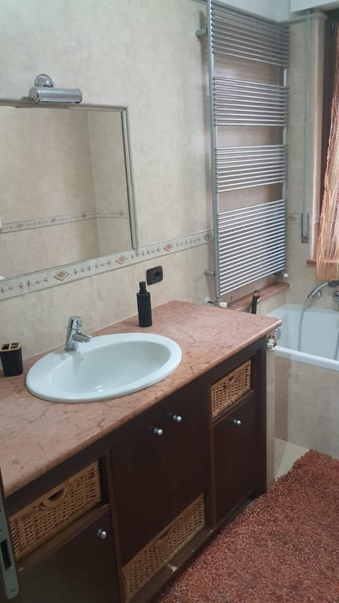 Emil apartment Apartment in Novara