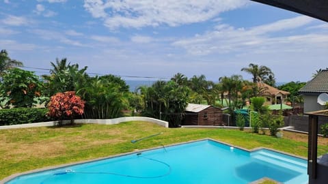 Garden, Swimming pool