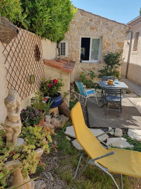 Le jardin secret House in Nimes
