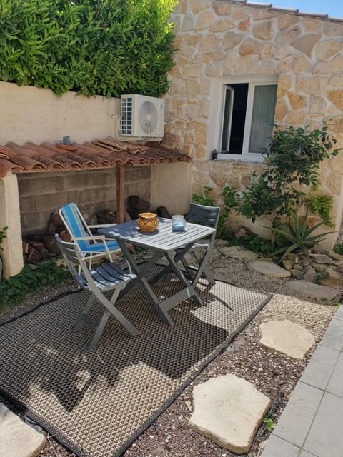 Le jardin secret House in Nimes