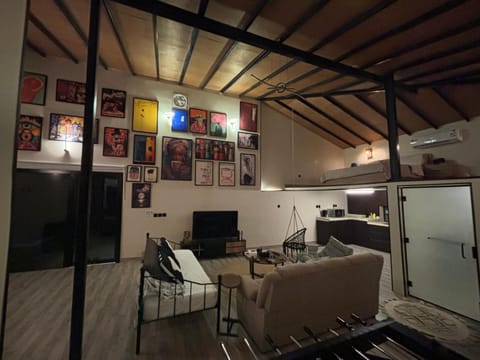 TV and multimedia, Living room, Seating area