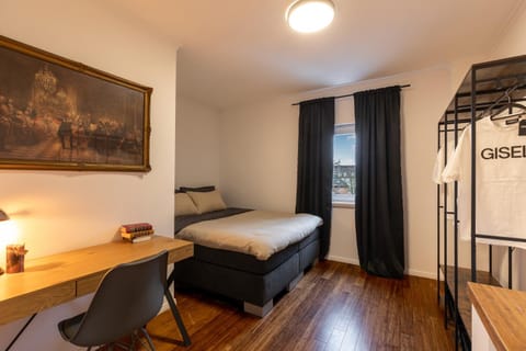 Bed, Photo of the whole room, Business facilities, Bedroom, furniture, wardrobe