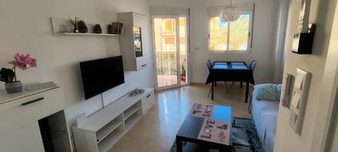 TV and multimedia, Living room, Dining area