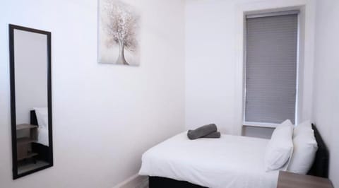 Newly refurbished 2 bed ! Apartment in Glasgow