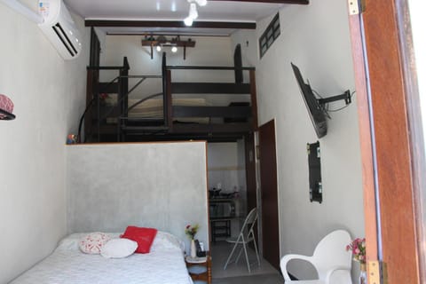 Bed, TV and multimedia, Photo of the whole room, Bedroom, air conditioner