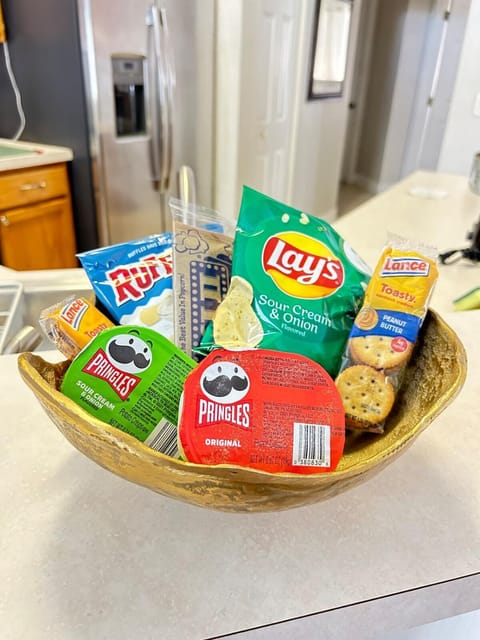 Disney & Legoland Retreat Family-Friendly Getaway NEWLY RENOVATED House in Haines City