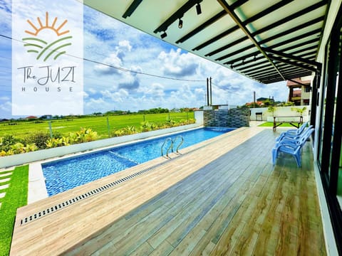 Pool view, Swimming pool, Sunrise