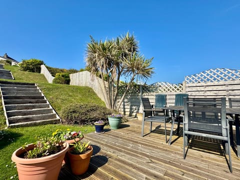 The Rise-5 Bed-4 Bath-Family-Beach-Home House in Trearddur Bay