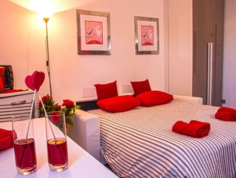 Property building, Living room, Bedroom