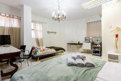 Living room, Dining area, kitchen