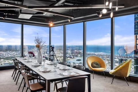 Seating area, Dining area, Sea view