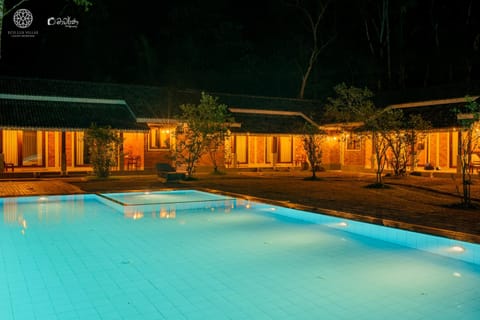 Property building, Night, Garden, Pool view, Swimming pool, Swimming pool