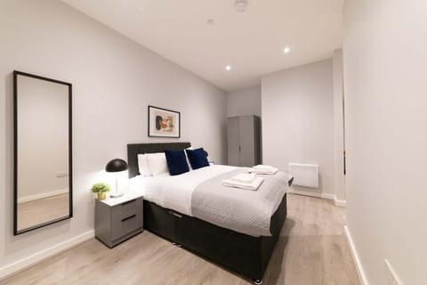 Convenient 2 Bed Apartment in Waterloo Liverpool Apartment in England