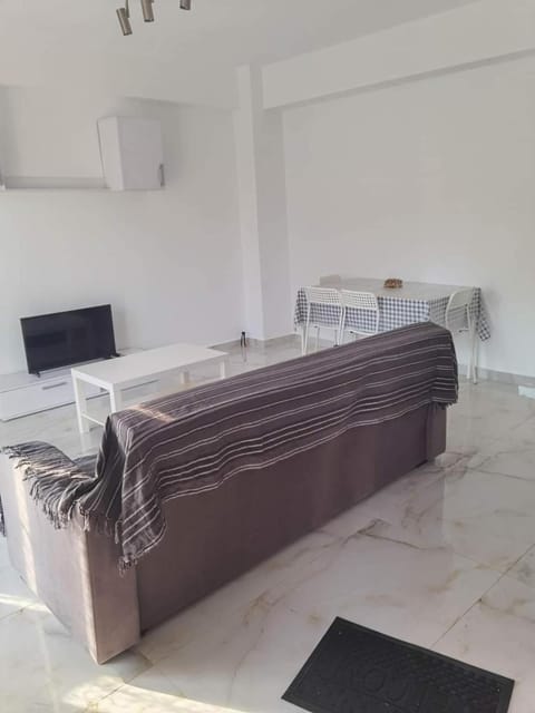 TV and multimedia, Dining area