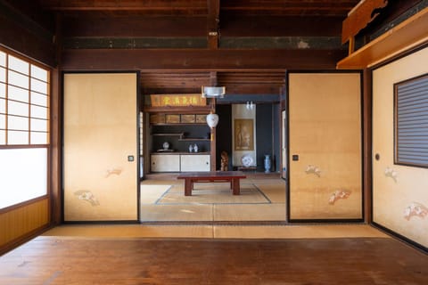 Living room, Photo of the whole room, Bedroom