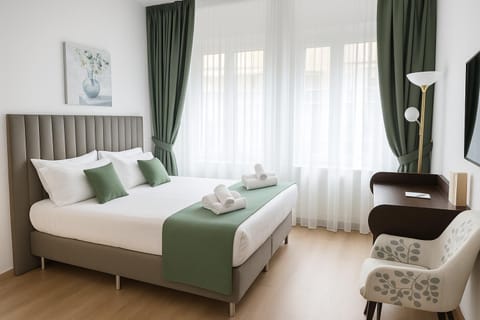 Bed, View (from property/room), Bedroom