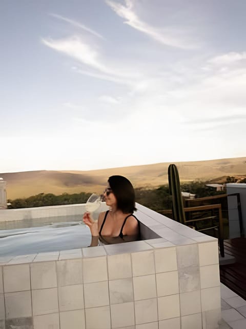 Balcony/Terrace, Swimming pool