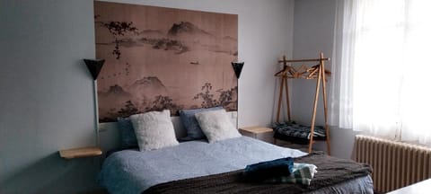 Bed, Photo of the whole room