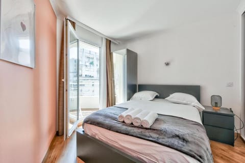 Superbe T2 - Havre de paix moderne près de La Défense Apartment in Courbevoie