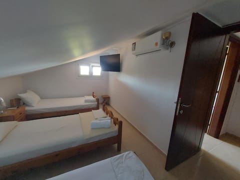 The Bougainvillea villa House in Halkidiki