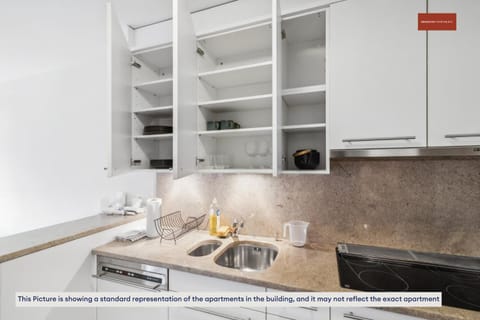 Cozy & Basic Stay Near Zurich Apartment in Zurich City