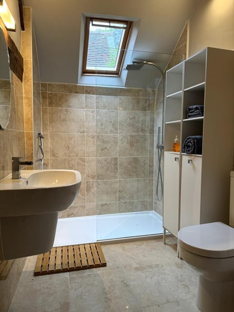 The Cottage, Upper Linney, Ludlow House in Ludlow