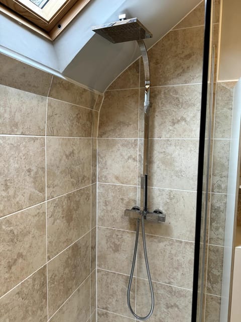 The Cottage, Upper Linney, Ludlow House in Ludlow