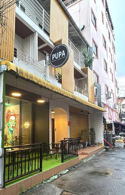 Property building, Facade/entrance