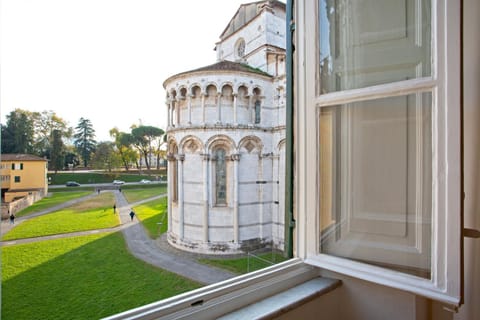 Garden view, Landmark view