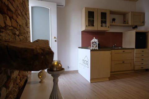 Communal lounge/ TV room, Internal: Not applicable to any particular room