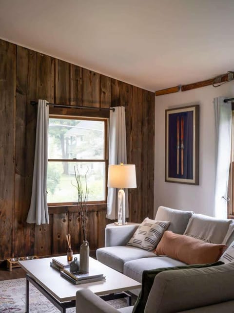 Hunter Mountain View Cabin Cabin in Hunter