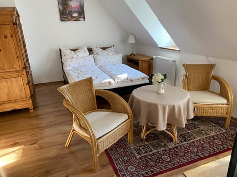 Pension zum Zenshaus kleine Auszeit Bed and Breakfast in Lychen