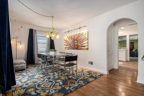 Bright & Stylish 4BR Spot - Close to Downtown Fun House in Omaha