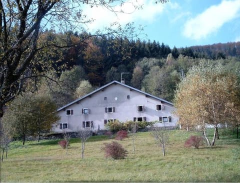 CHALET, GITE DE GROUPE - ATC ROUTES DU MONDE à BUSSANG - 32 couchages Chalet in Vosges