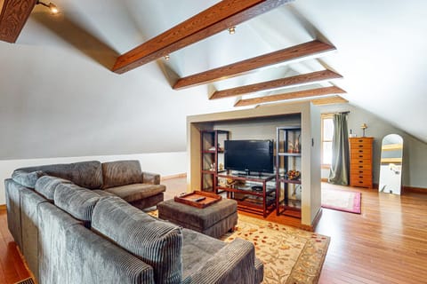 The Loft at Fort Defiance Hotel in Barnard