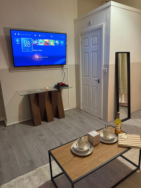 City Centre Uni area PS4 Netflix Apartment in Sheffield