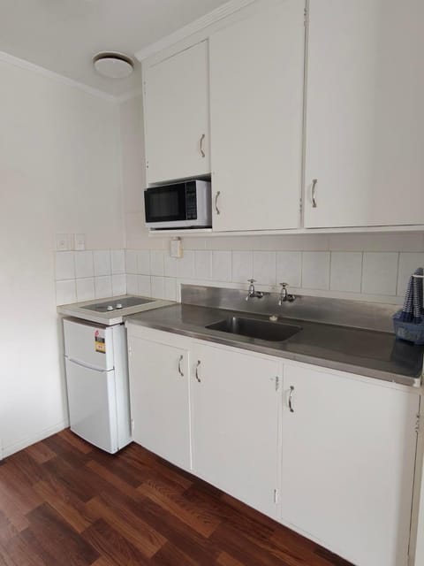 Gardena Court Motel Motel in Hamilton