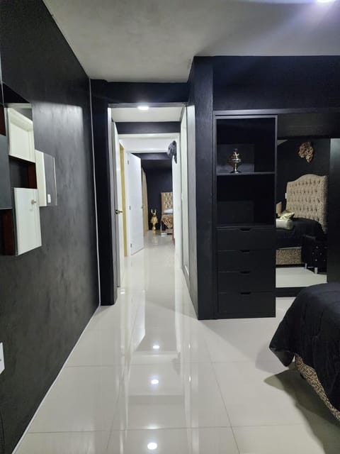 SUITES LIVE Toluca Love hotel in Toluca