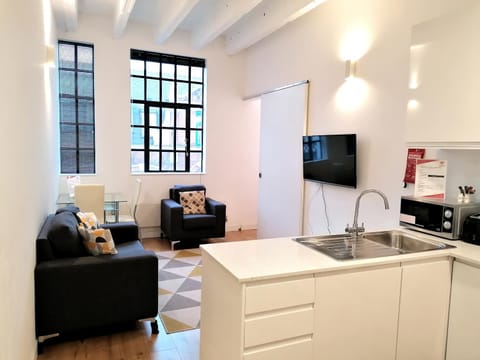TV and multimedia, Living room, Dining area