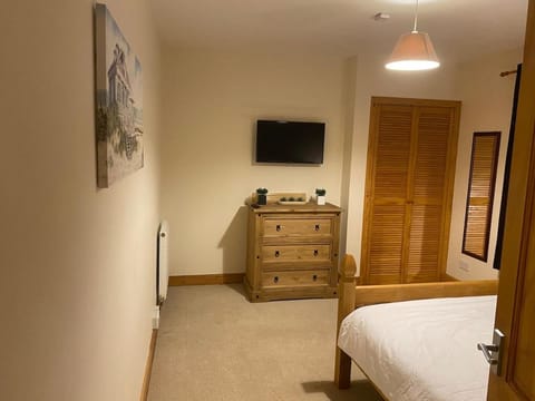 Esviken 2 in heart of Kirkwall Villa in Scotland