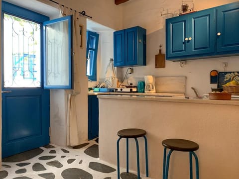 Τraditional Cycladic house ZO PI for 1-5 adults House in Paros
