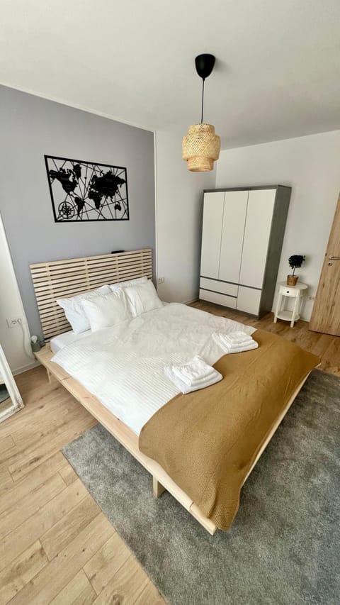 Bed, Bedroom, wardrobe