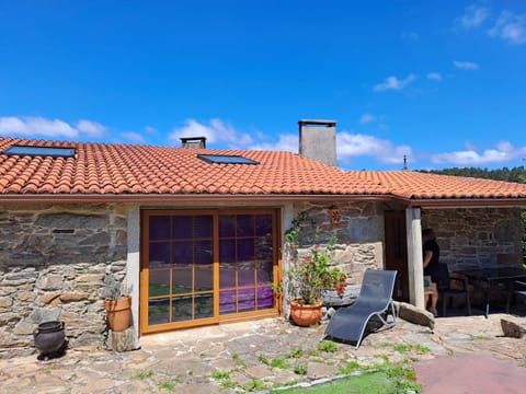 Property building, Patio, Day, Garden